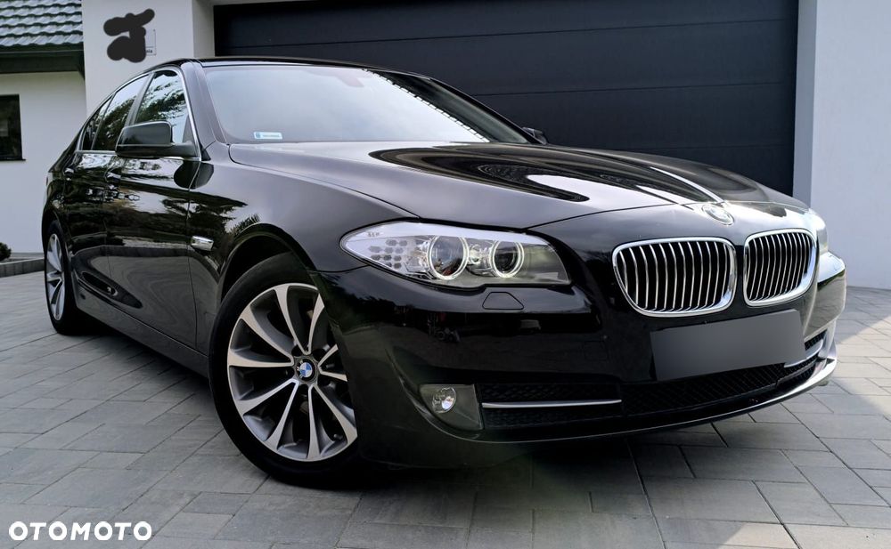 BMW Seria 5 520d xDrive - 7