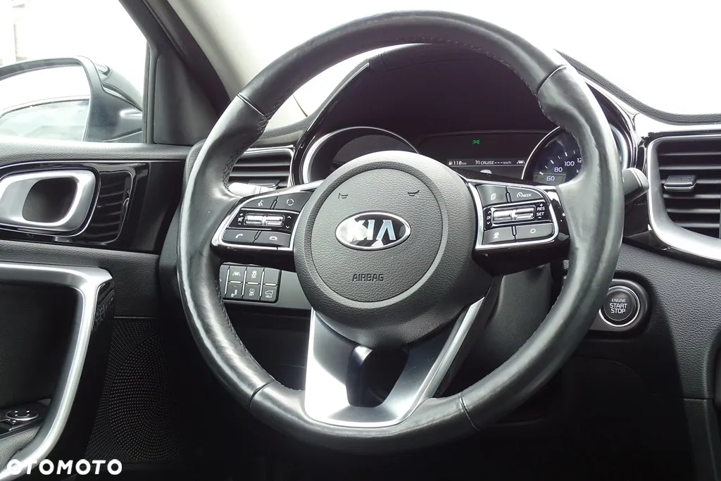 Kia XCeed 1.6 T-GDI L Business Line DCT - 35