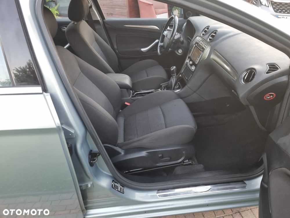 Ford Mondeo 2.0 Titanium X - 17