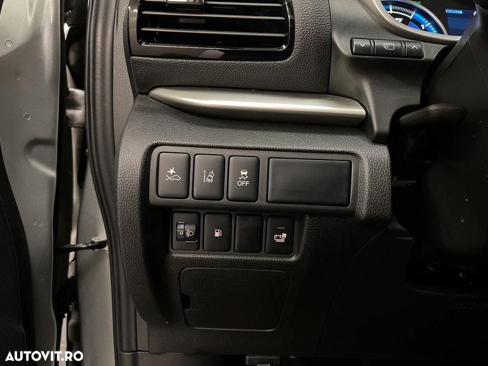 Mitsubishi Eclipse-Cross 4WD Select - 24