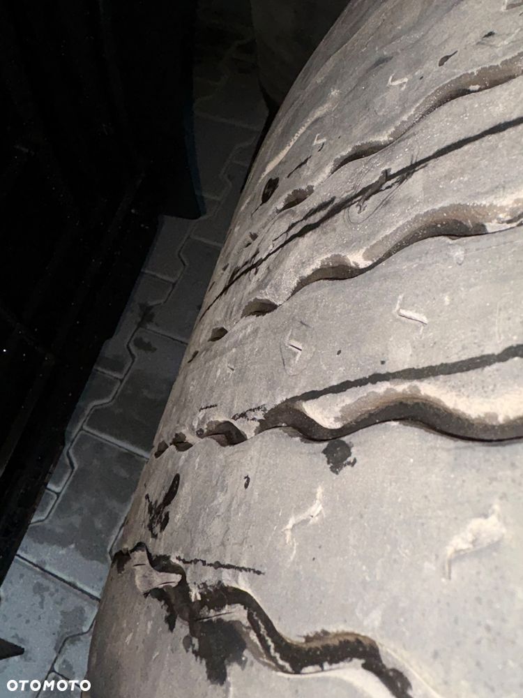 Wielton Mega SAF BDE Oś Podnoszona - 28