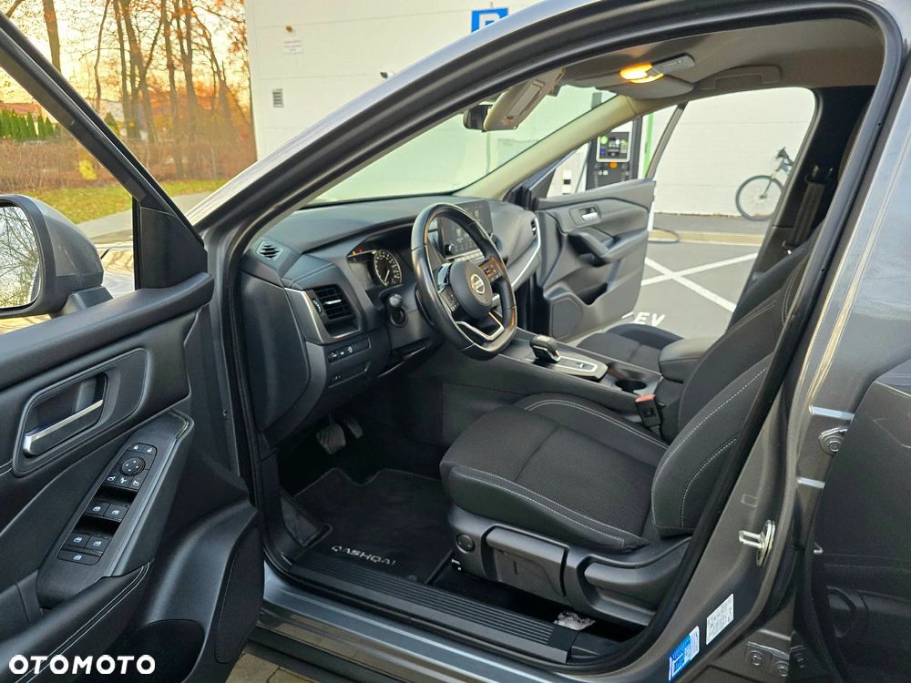Nissan Qashqai 1.3 DIG-T Tekna DCT - 23