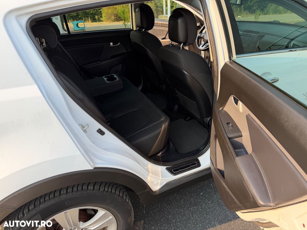 Kia Sportage 1.7 CRDI 2WD Vision - 8