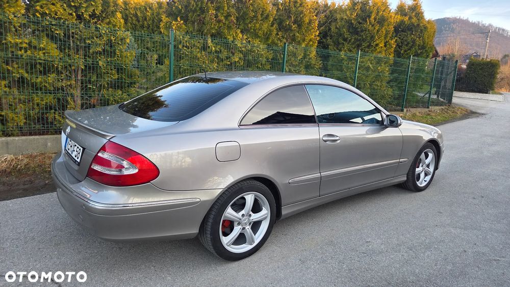 Mercedes-Benz CLK - 3