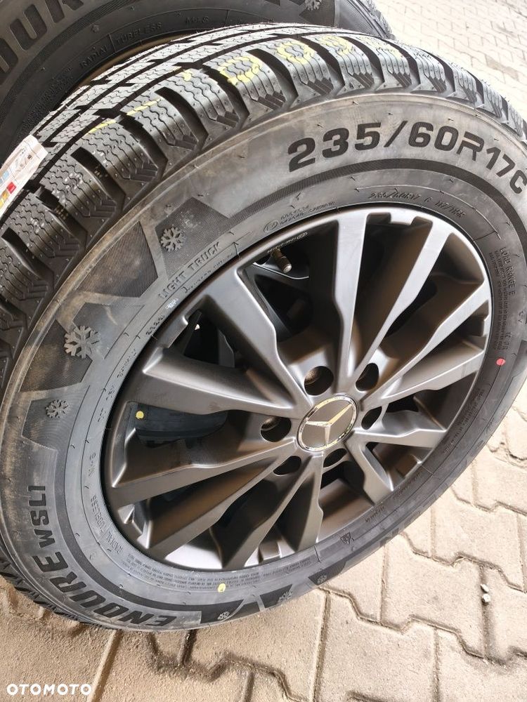 Koła aluminiowe zimowe Mercedes sprinter 235/60/17c Sailun 2026r 6x130 - 5