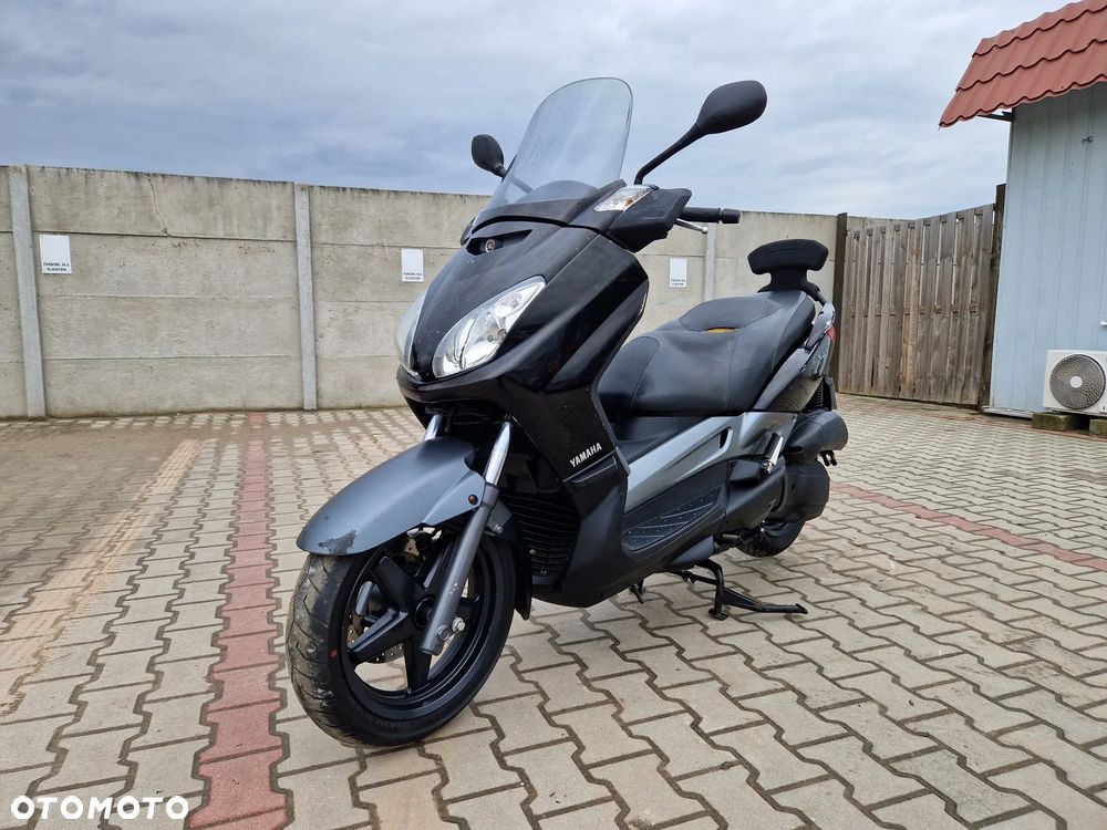 Yamaha X-max - 12