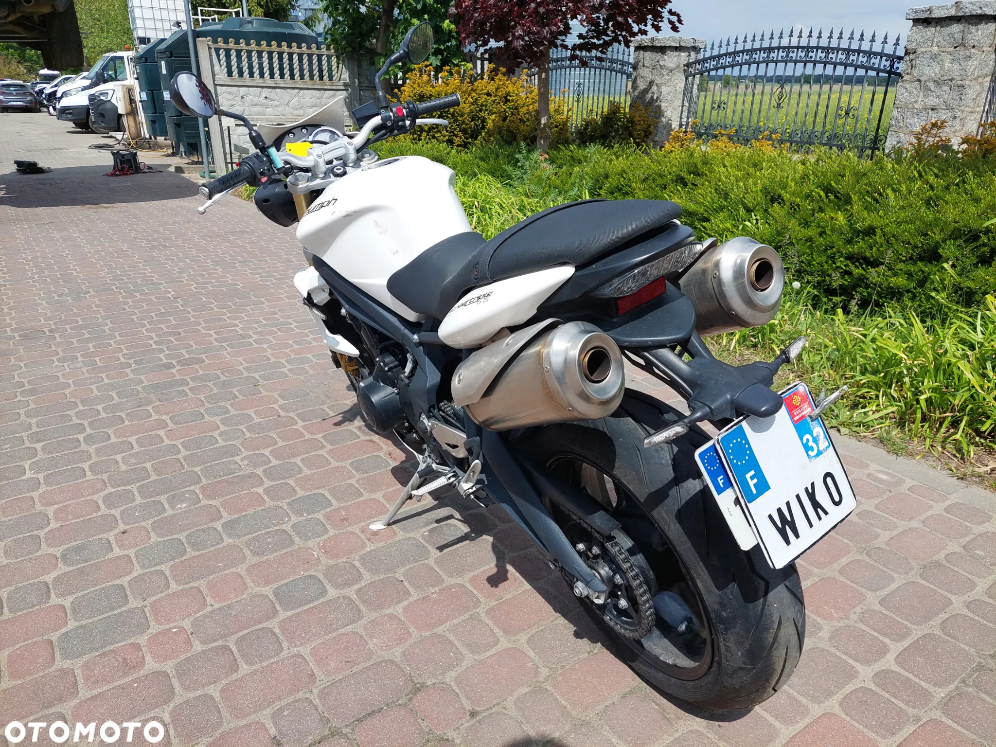 Triumph Street Triple - 5