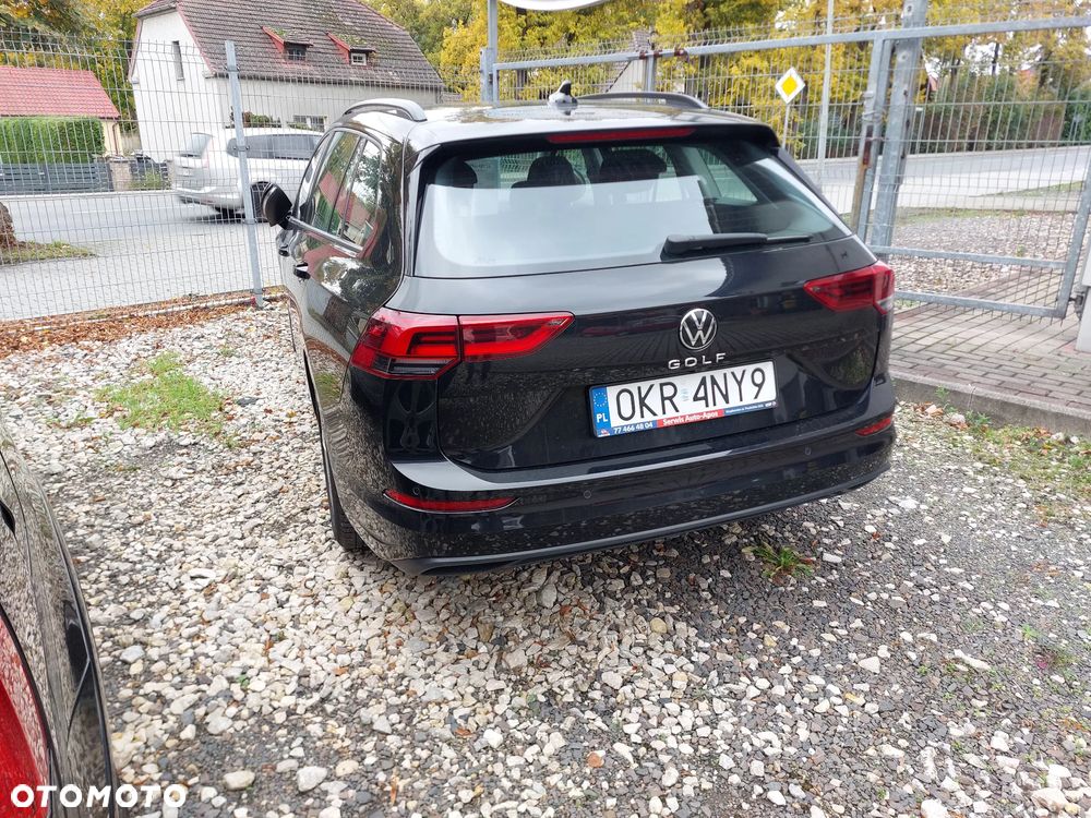 Volkswagen Golf VIII 2.0 TDI Life - 3