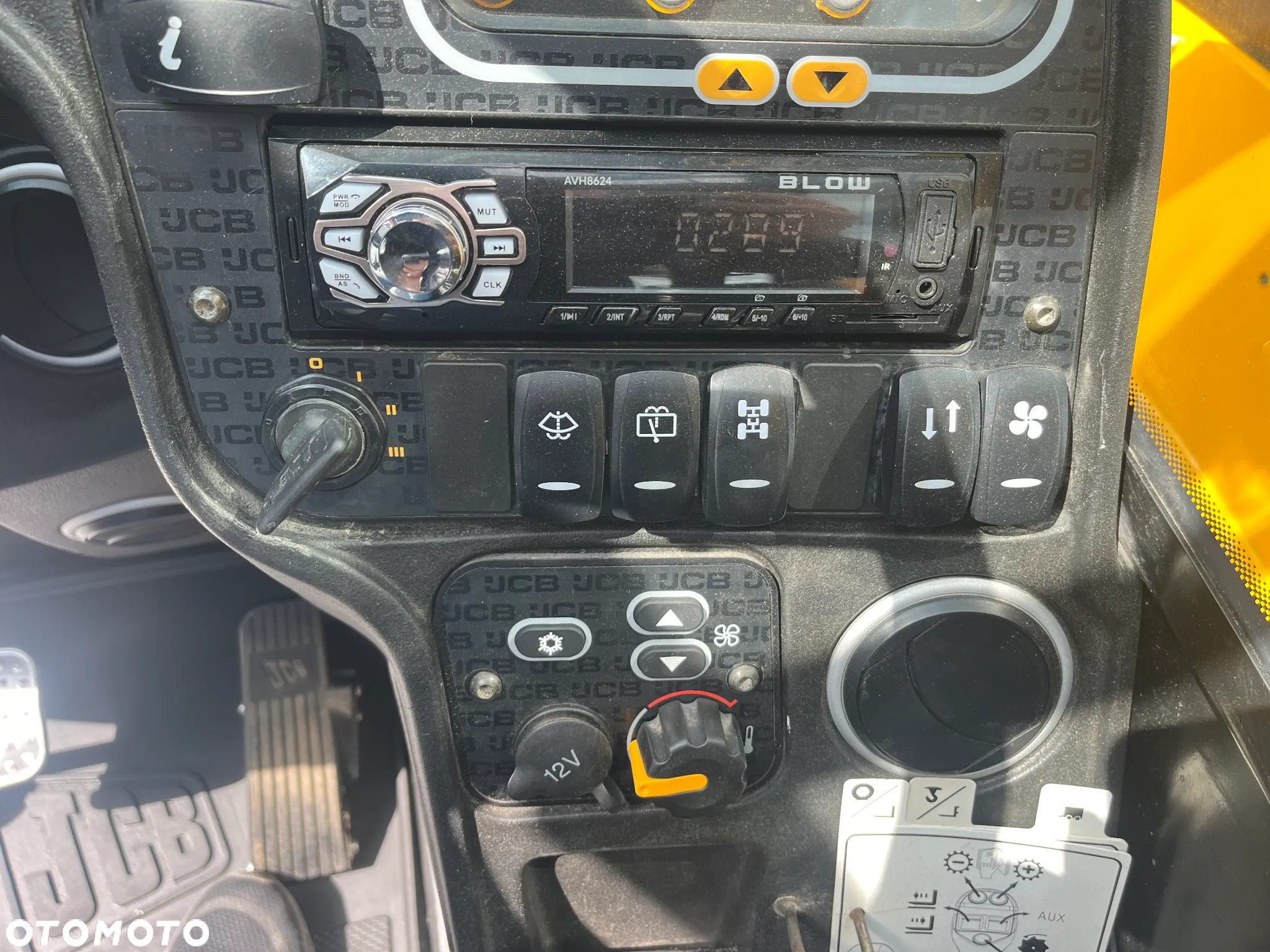 JCB 536-60 AGRI - 12