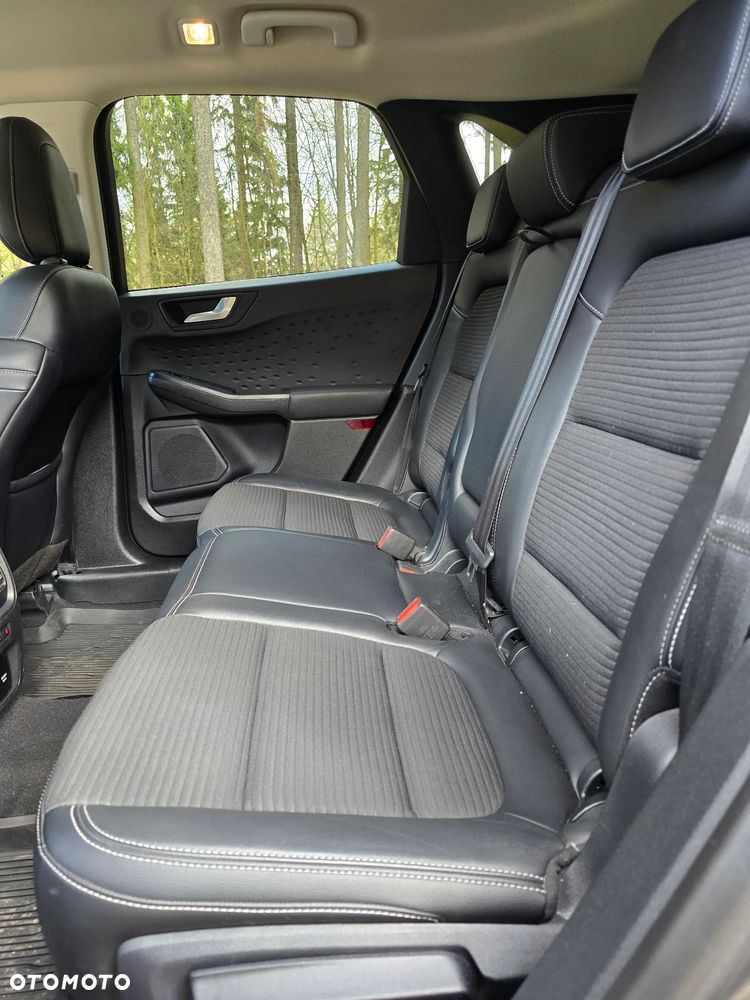 Ford Kuga 2.0 EcoBlue 4x4 TITANIUM X - 15