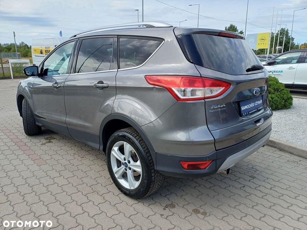 Ford Kuga 2.0 TDCi FWD Titanium - 4
