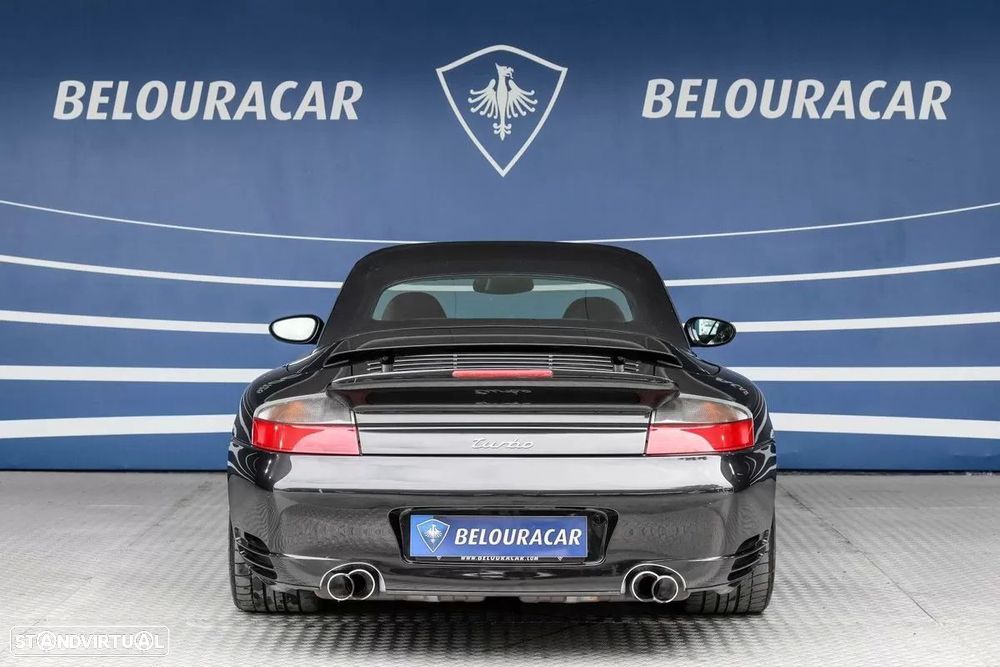 Porsche 911 (996) Turbo - 10