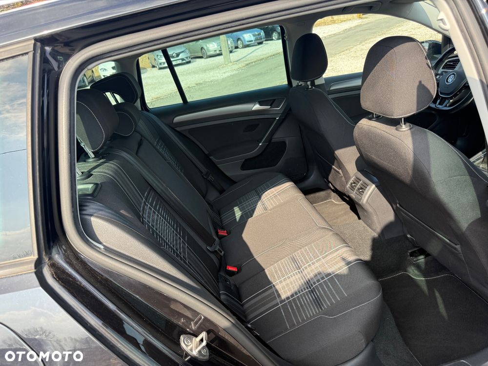 Volkswagen Golf Variant 1.6 TDI BlueMotion Technology Lounge - 13