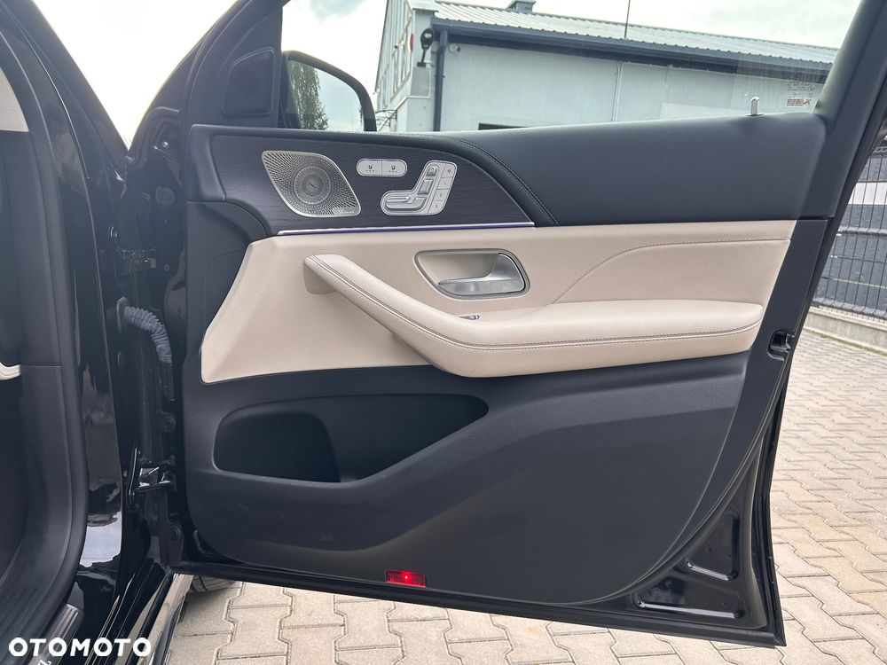 Mercedes-Benz GLE 400 d 4Matic 9G-TRONIC AMG Line - 29