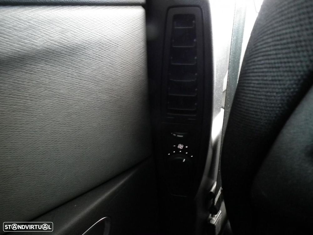 Citroën C4 Grand Picasso 1.6 BlueHDi Shine EAT6 - 18