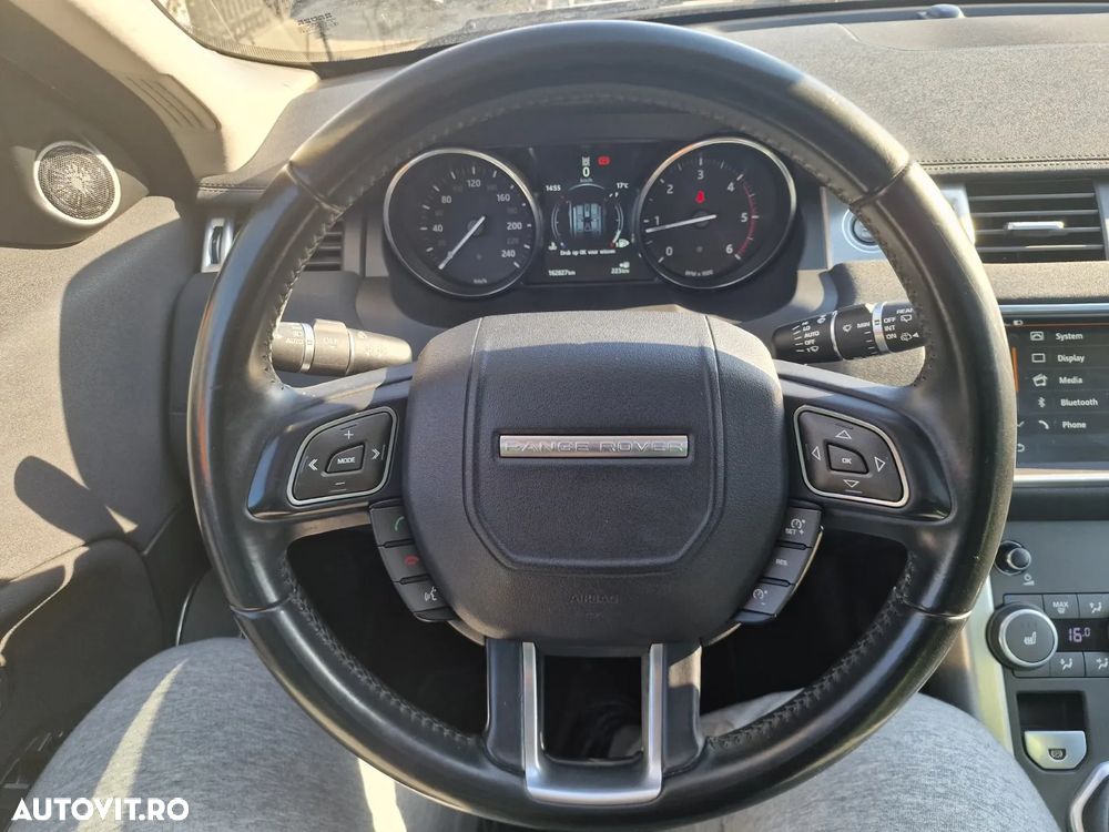 Land Rover Range Rover Evoque - 27