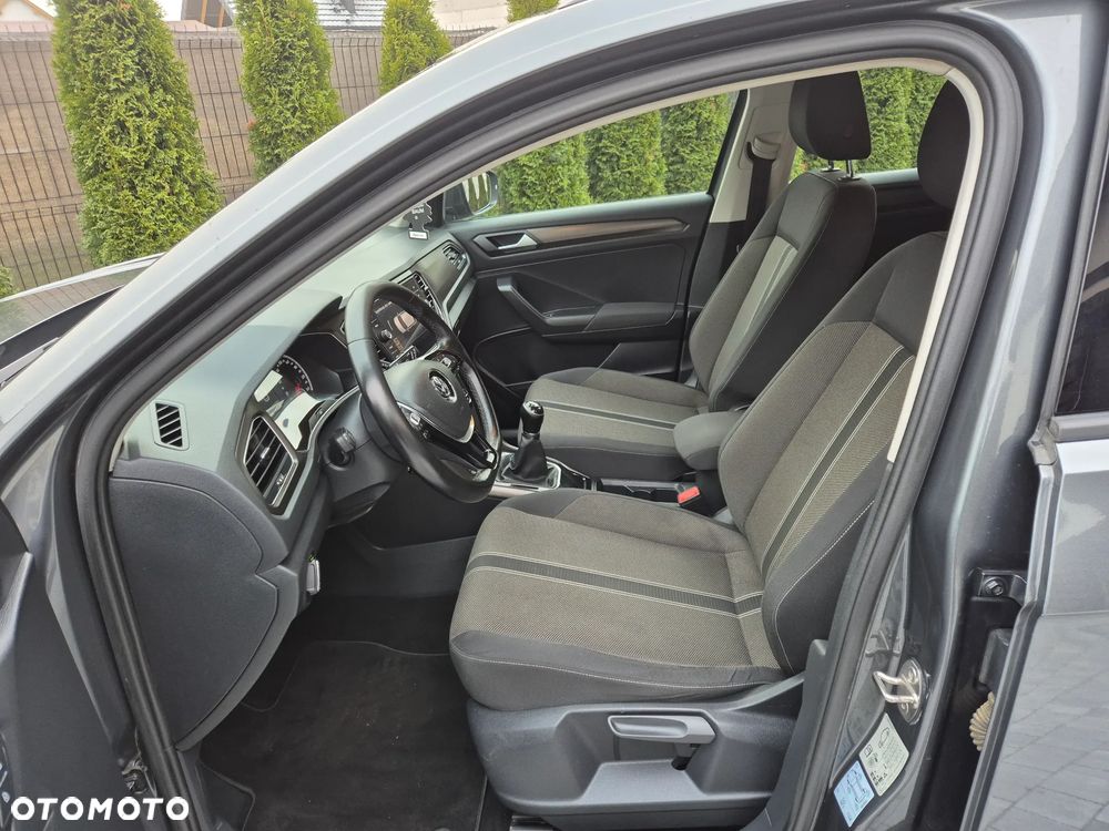 Volkswagen T-Roc 1.6 TDI SCR DPF Advance - 25