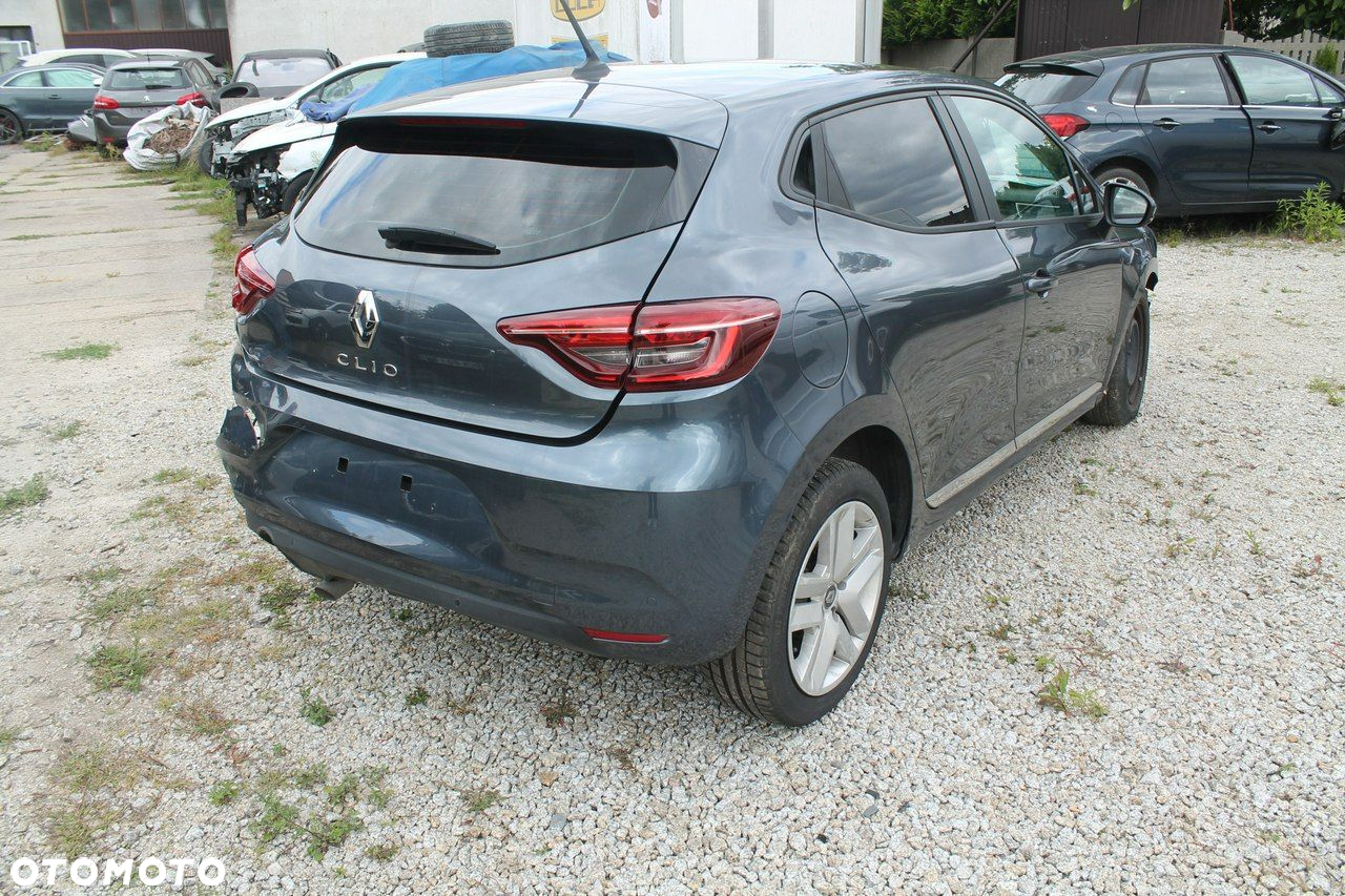 Renault Clio - 5