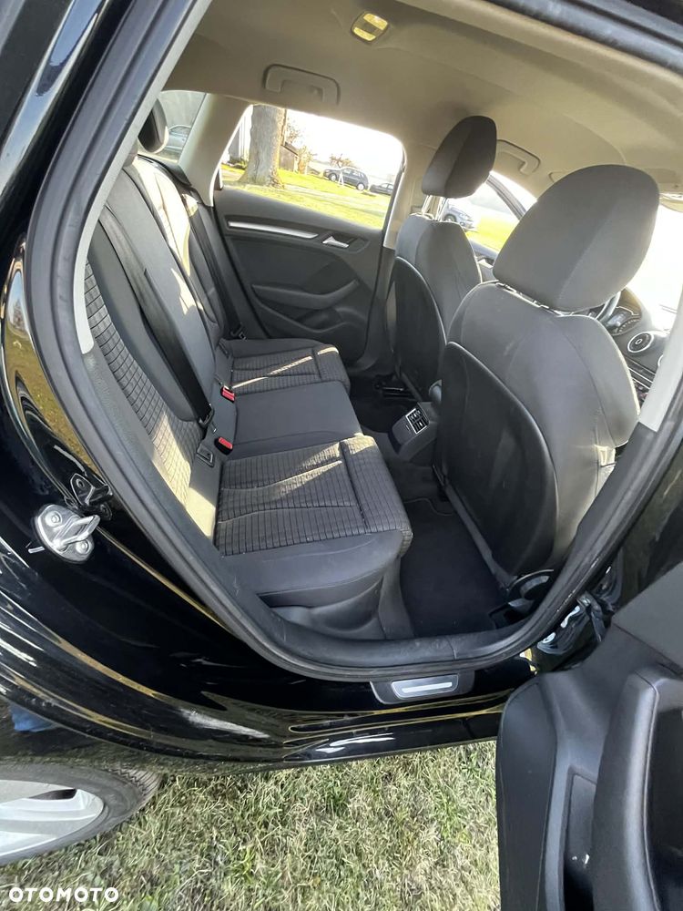 Audi A3 Sportback 1.6 TDI(clean diesel) Ambition - 12