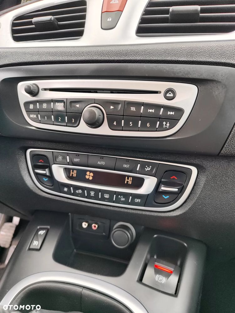 Renault Scenic TCe 130 Dynamique - 25