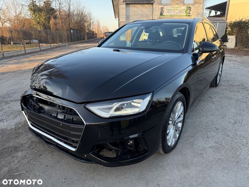 Audi A4 Avant 30 TDI S tronic advanced - 2