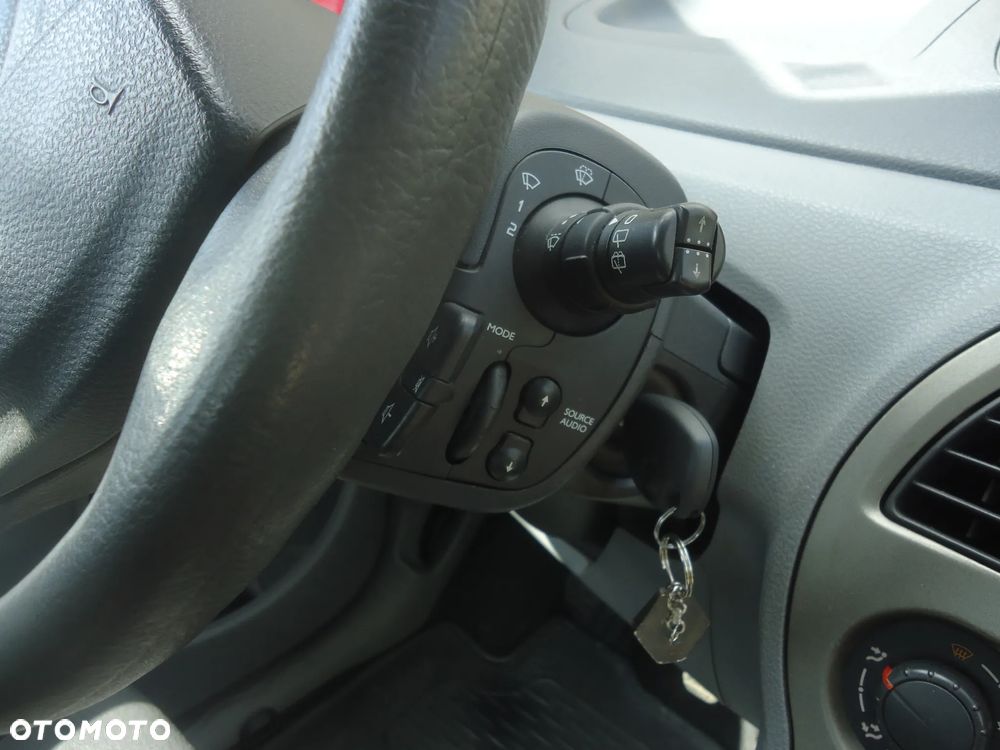 Renault Modus 1.2 16V Authentique - 12