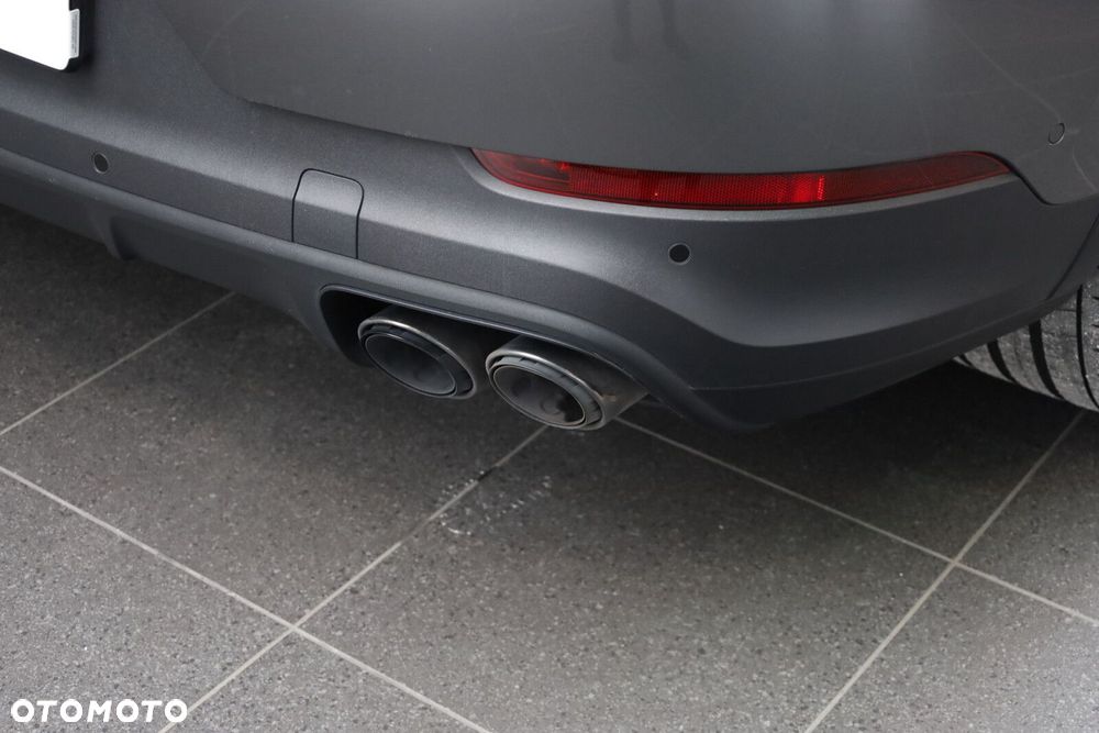 Porsche Cayenne - 30