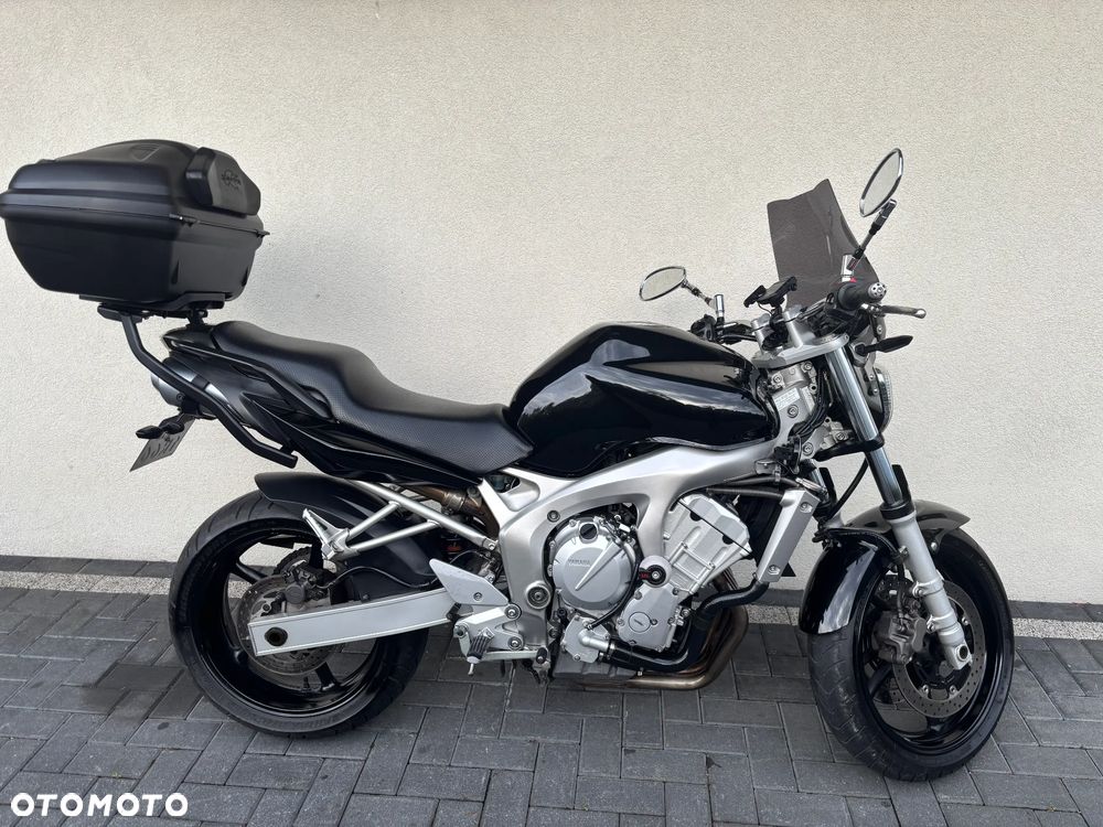 Yamaha FZ6 - 8