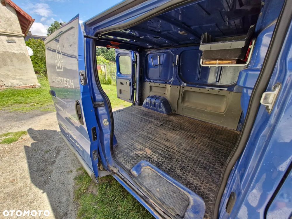Opel Vivaro - 9