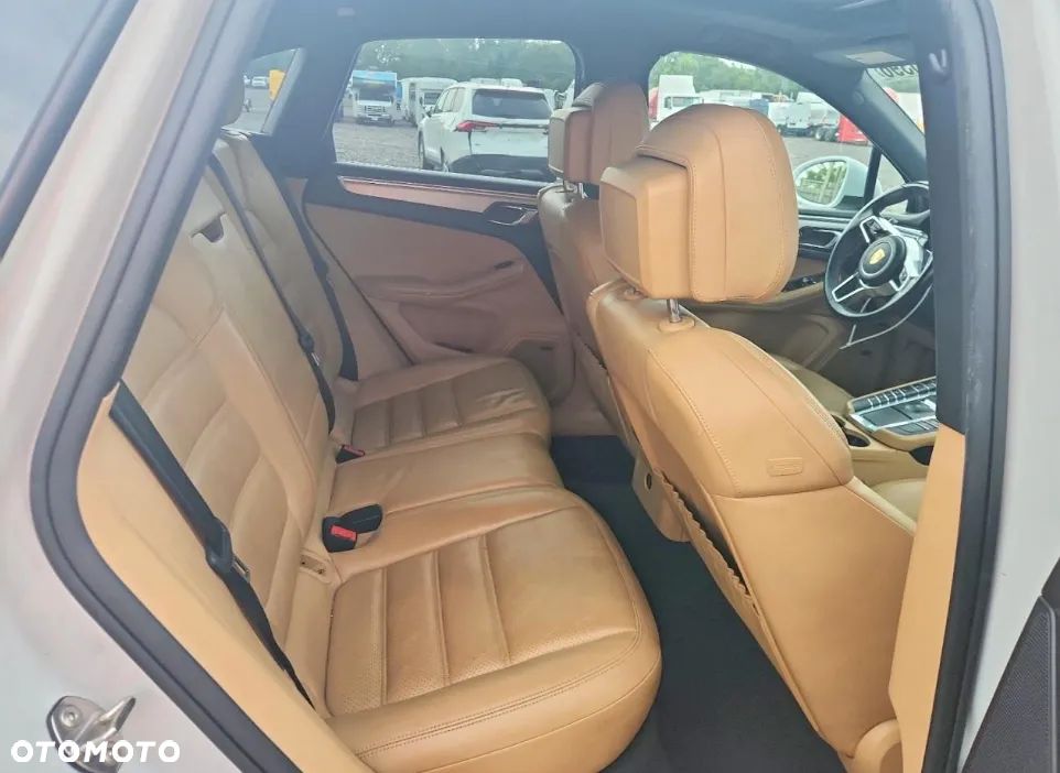 Porsche Macan S PDK - 11