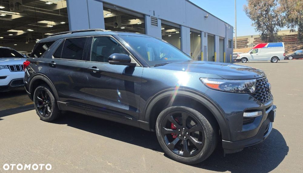 Ford Explorer - 5