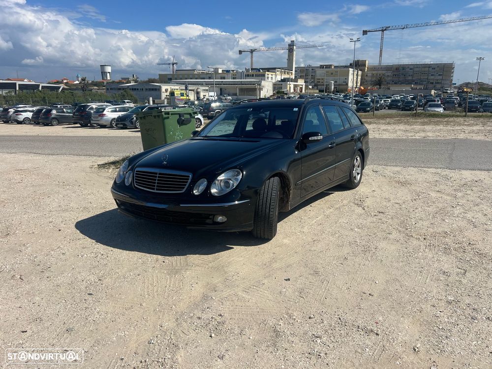 Mercedes-Benz E 220 CDi Avantgarde - 22