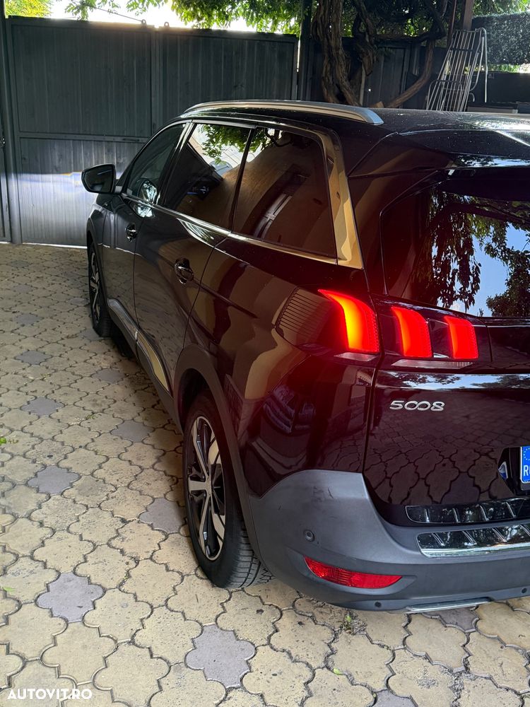 Peugeot 5008 - 3