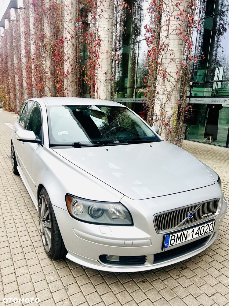 Volvo V50 - 2