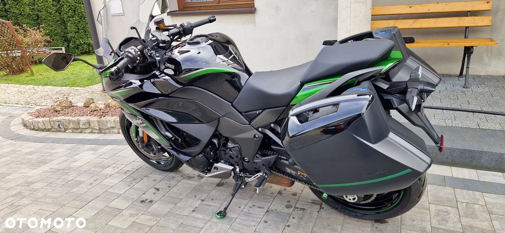 Kawasaki Ninja 1000 SX - 23