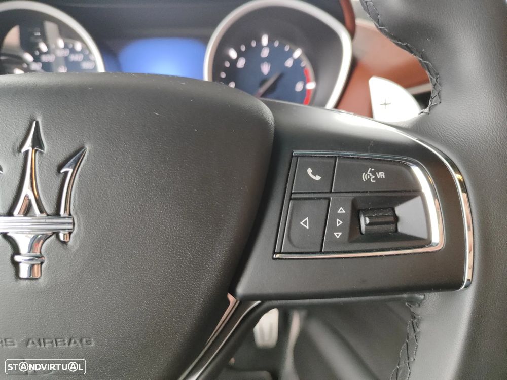 Maserati Ghibli 3.0 V6 - 29