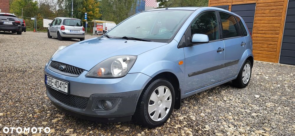 Ford Fiesta 1.4 Trend - 40