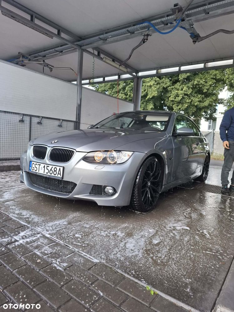 BMW Seria 3 325i - 7