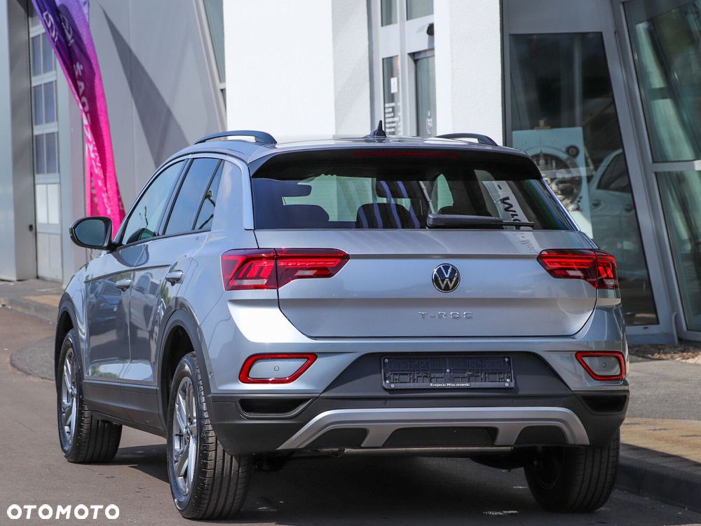 Volkswagen T-Roc - 3