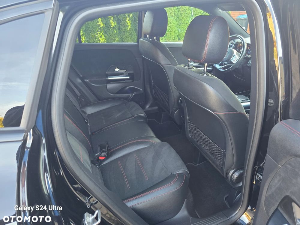 Mercedes-Benz GLA 200 d 8G-DCT AMG Line - 26