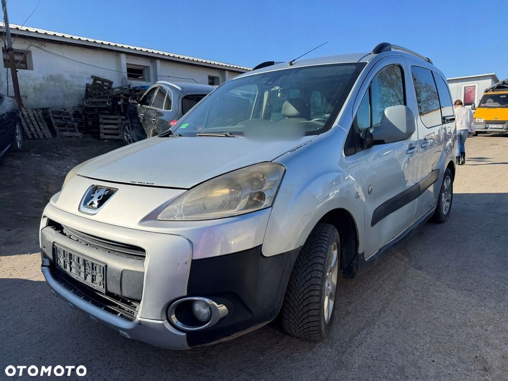 PEUGEOT PARTNER II MASKA POKRYWA SILNIKA EZR - 14