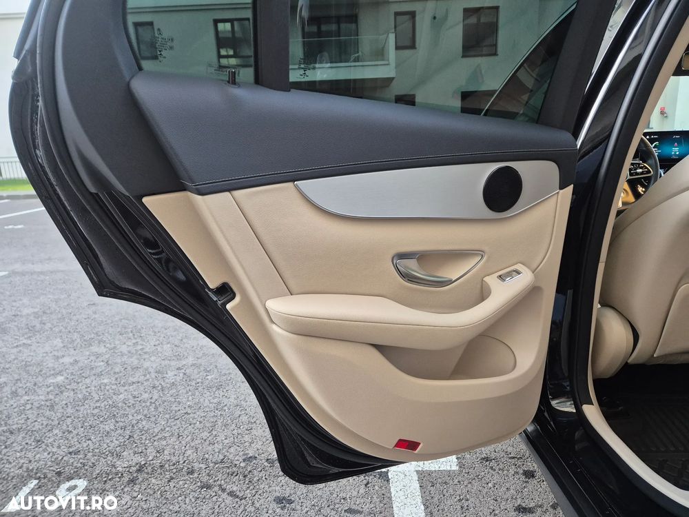 Mercedes-Benz GLC 220 d 4MATIC - 18