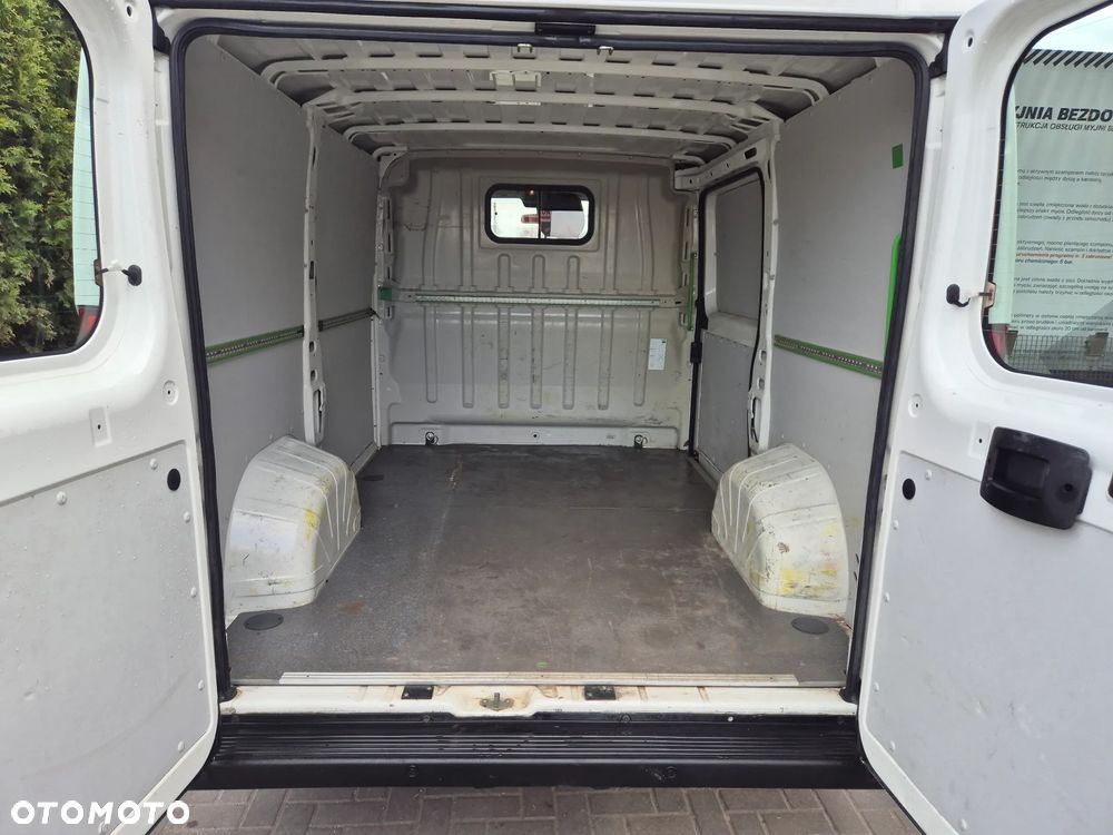 Peugeot BOXER L1 H1 KLIMA NAVI TEMPOMAT SUPER STAN - 23