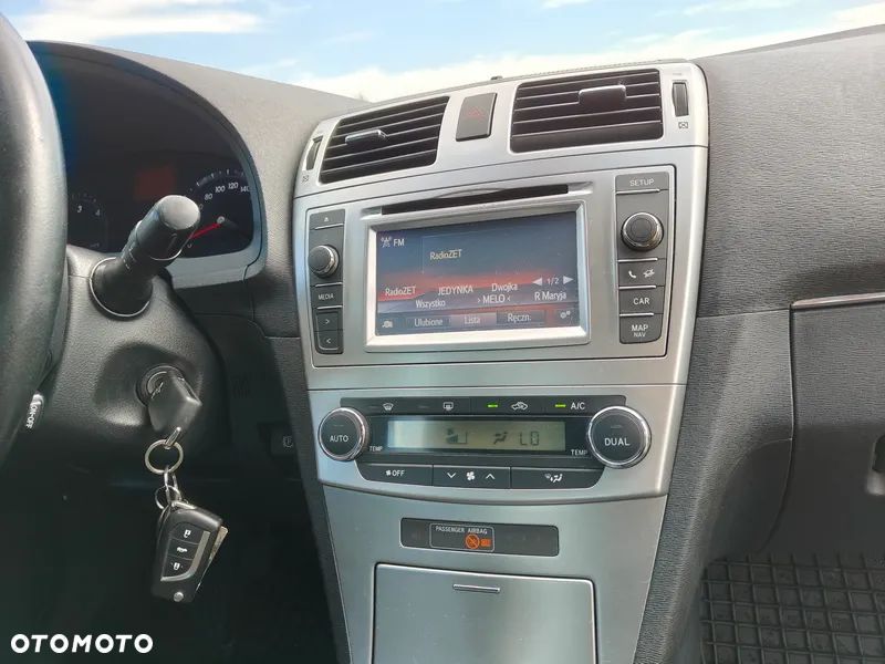 Toyota Avensis 2.0 D-4D Luna - 22