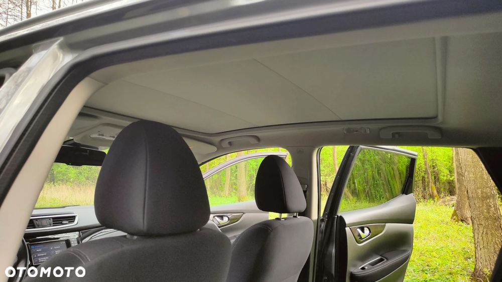 Nissan Qashqai 1.6 DCi Xtronic N-Connecta - 36