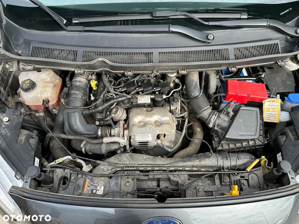 Ford Tourneo Courier - 30