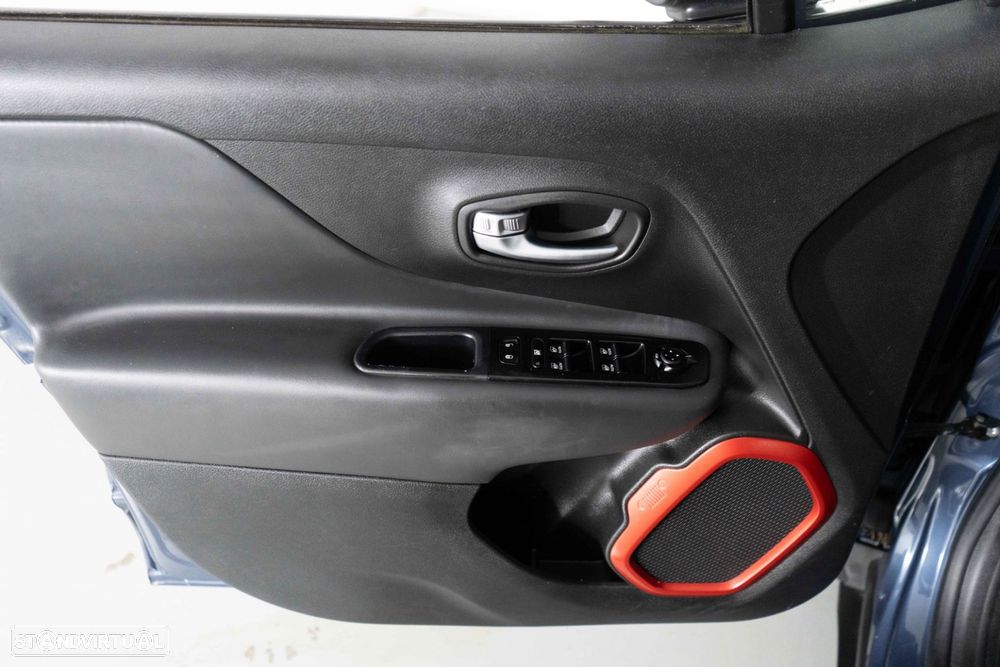 Jeep Renegade 1.3 TG 4Xe Trailhawk - 20