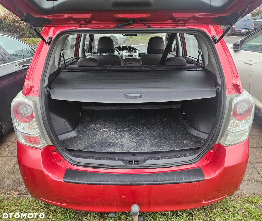 Toyota Verso 2.0 D-4D - 2