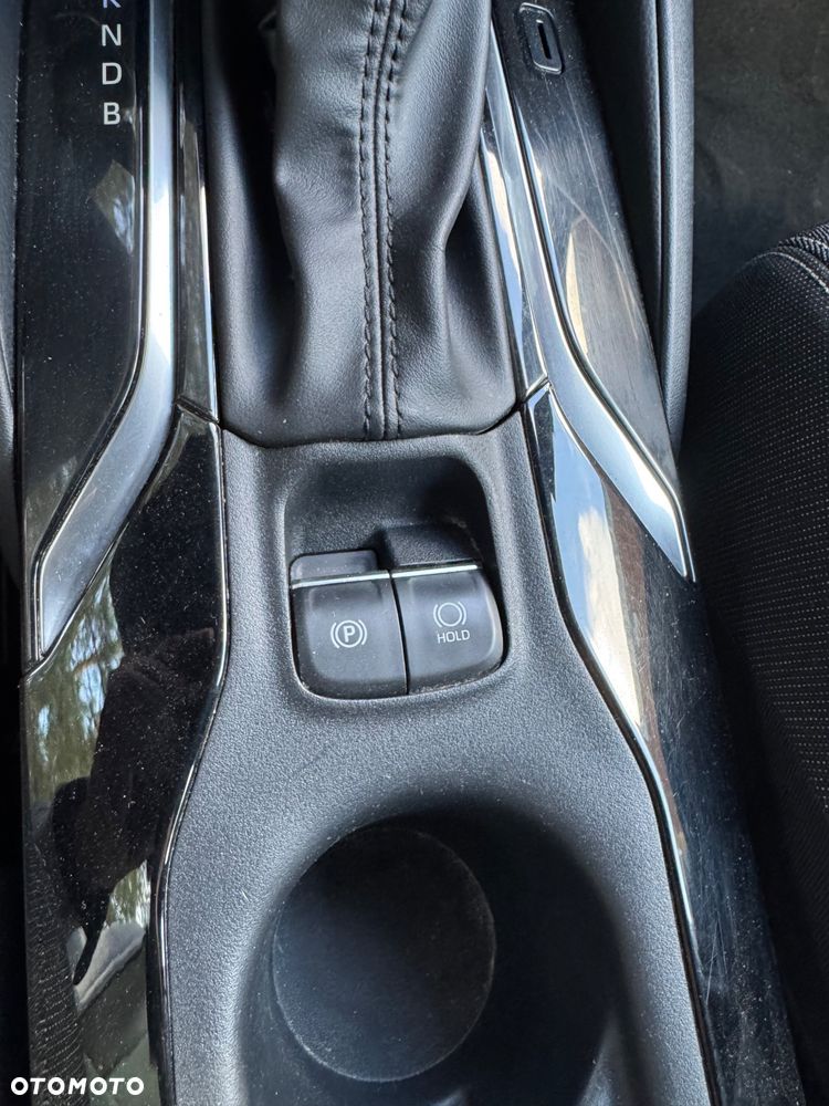 Toyota Corolla 1.8 Hybrid Comfort - 36