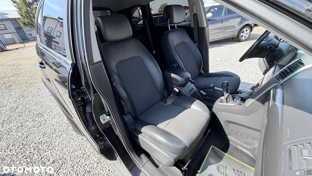 Chevrolet Captiva 2.4 4WD 7 Sitzer LT - 34